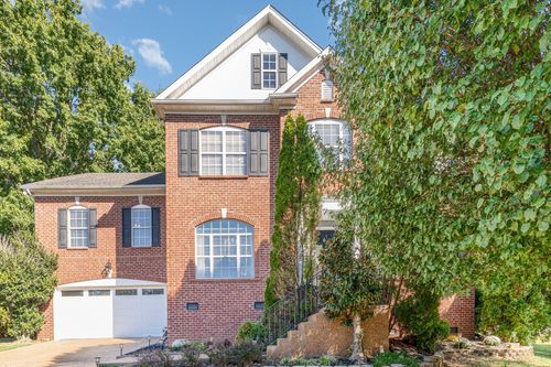 224 Logans Cir, Franklin, TN, 37067-1367 | Card Image