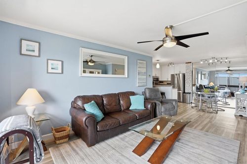 114-1855 Diamond St, San Diego, CA, 92109-3358 | Card Image