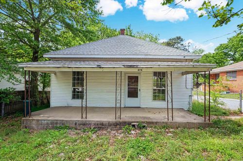 624 Denton, Benton, AR, 72015-000 | Card Image