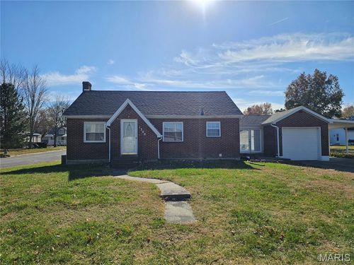 1300 Tower St, Evansville, IL, 62242-1946 | Card Image