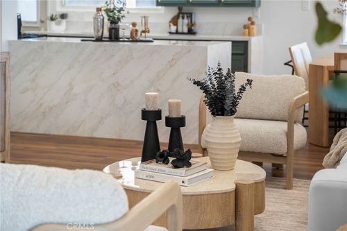 9502 Stonybrook Dr, Anaheim, CA, 92804-4230 | Card Image