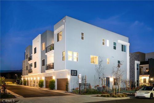 195 Sash, Irvine, CA, 92618-1456 | Card Image