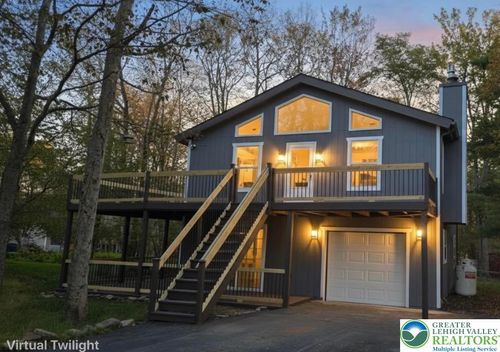 5646 Pembrook Dr, Coolbaugh Twp, PA, 18466-3147 | Card Image