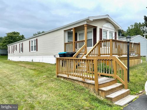 439 W Cedar St, PALMYRA, PA, 17078-1003 | Card Image
