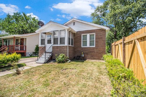 6037 Plainview Ave, Detroit, MI, 48228-3924 | Card Image