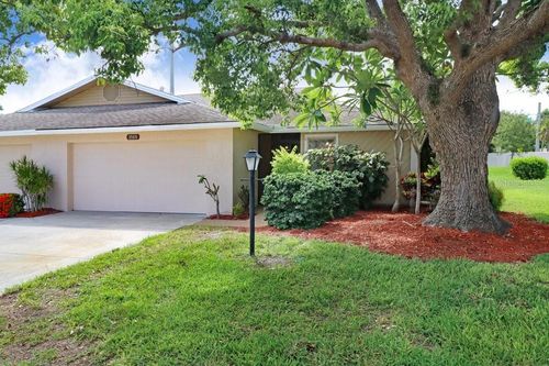 23-3568 Wilkinson Woods Dr, SARASOTA, FL, 34231-8665 | Card Image