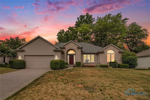 8254 Water Park Dr, Holland, OH, 43528-7847 | Card Image