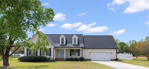 724 Iris Bryant Rd, Dunn, NC, 28334-6431 | Card Image
