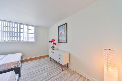 apt-622-19370 Collins Ave, Sunny Isles Beach, FL, 33160-2440 | Card Image
