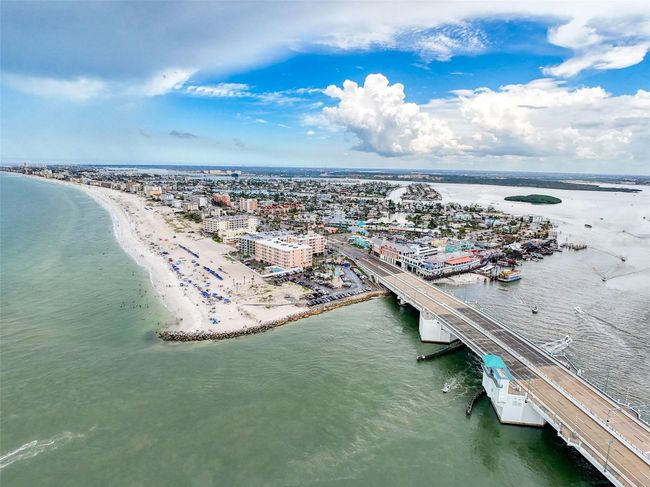 336 Boca Ciega Dr, House other with 4 bedrooms, 2 bathrooms and null parking in MADEIRA BEACH FL | Image 6