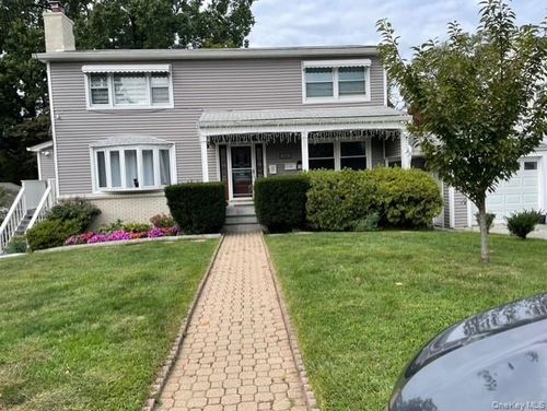 1-32 Roanoke Ave, Rye Brook, NY, 10573-3408 | Card Image