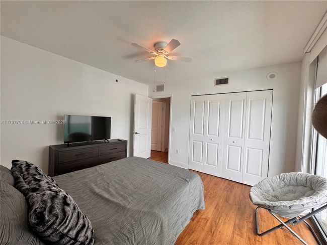 APT-508S - 2681 N Flamingo Rd, Condo with 3 bedrooms, 3 bathrooms and null parking in Sunrise FL | Image 22