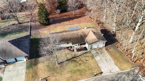 3830 Tuttle St, Danville, IL, 61832-1040 | Card Image