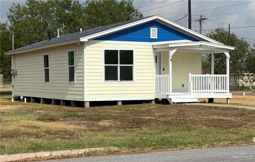 1007 S Colorado Ave, Mercedes, TX, 78570-3621 | Card Image