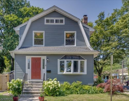 20 Brighton Ave, Bloomfield, NJ, 07003-2203 | Card Image
