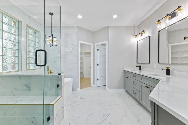 Primary bathroom | Image 19