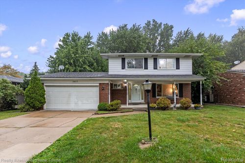 3427 Rhoten Dr, Sterling Heights, MI, 48310-5365 | Card Image