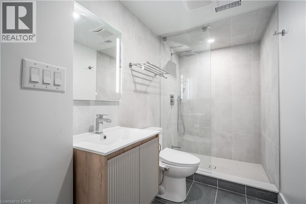 Residential Lease in Hamilton 2