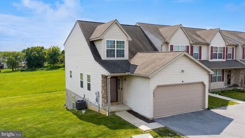 600 Glen Dr, MANCHESTER, PA, 17345-1354 | Card Image