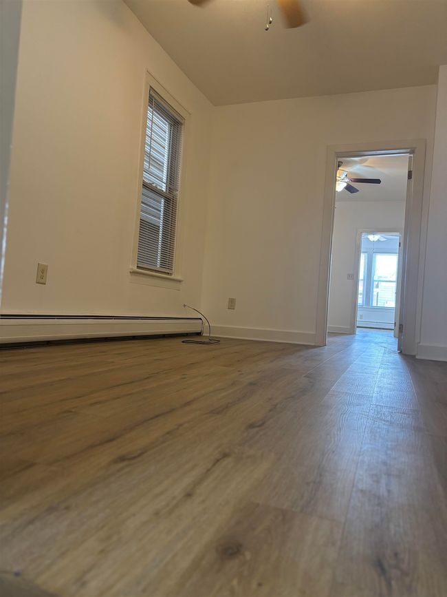 APT-1R - 333 Sip Ave, Condo with 2 bedrooms, 1 bathrooms and null parking in Jersey City NJ | Image 4