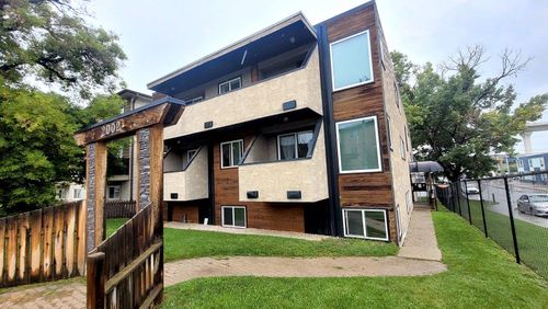 7-2002 11 Avenue Sw, Calgary, AB, T3P0P1 | Card Image