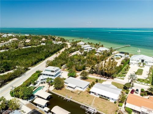 7815 Bocilla Ln, BOKEELIA, FL, 33922-1696 | Card Image
