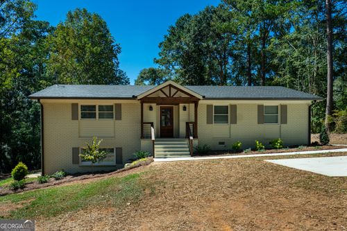 635 Lakewood Dr, LaGrange, GA, 30240-1607 | Card Image