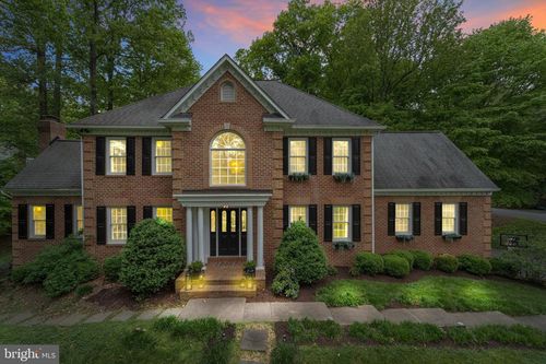 7001 Kodiak Ct, MANASSAS, VA, 20111-4373 | Card Image