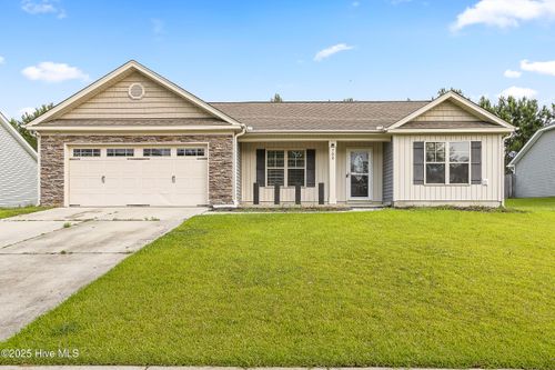702 Jasmine Ln, Jacksonville, NC, 28546-4645 | Card Image