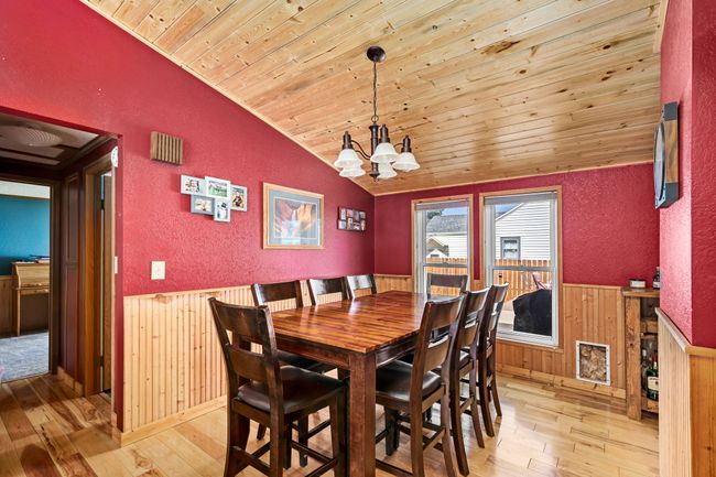 421 1 St Ave S, House other with 5 bedrooms, 3 bathrooms and null parking in Fairfield MT | Image 17