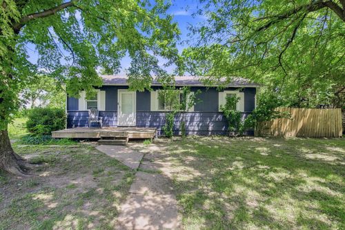 414 S Central Ave, Mulvane, KS, 67110-1823 | Card Image