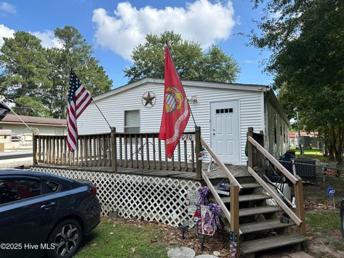 17090 Old Lumberton Rd, Laurinburg, NC, 28352-6442 | Card Image