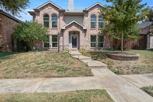 1428 Creekview Dr, Lewisville, TX, 75067-4994 | Card Image