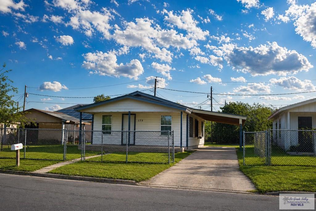 Residential in Brownsville 2