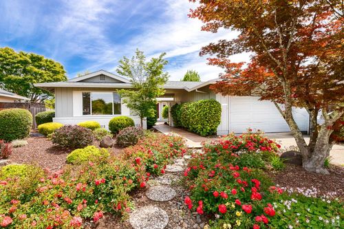 266 Mountain Vista Ln, Santa Rosa, CA, 95409-6410 | Card Image