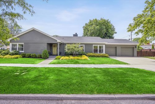 802 S Spring Ave, La Grange, IL, 60525-2755 | Card Image