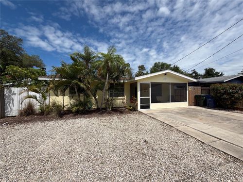 270 S Maple St, ENGLEWOOD, FL, 34223-3621 | Card Image