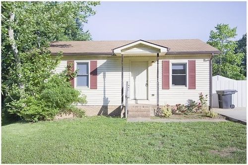 13 Cable Rd, Oak Grove, KY, 42262-8201 | Card Image