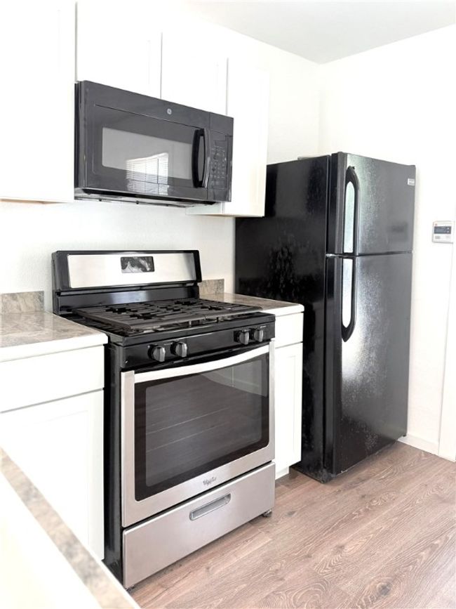 Gas stove | Image 6