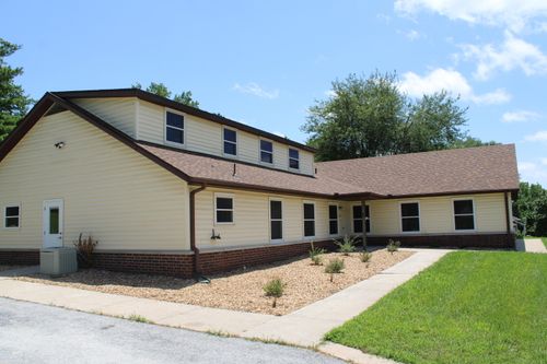 3110 S Lakeside Avenue, Springfield, MO, 65804 | Card Image
