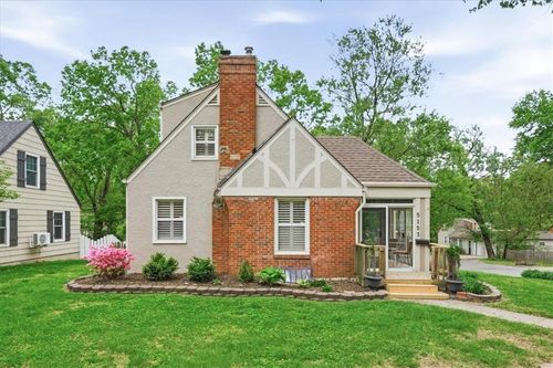 5153 Nall Ave, Roeland Park, KS, 66202-1836 | Card Image