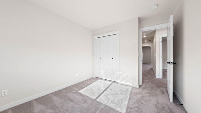 027 bedroom | Image 23