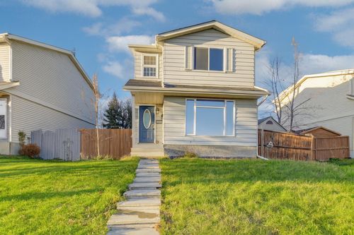 171 Erin Woods Drive Se, Calgary, AB, T2B2V7 | Card Image