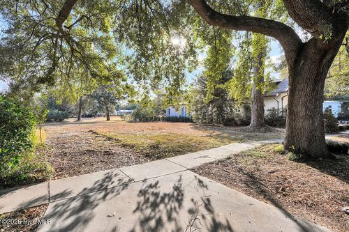 1721 Country Club Road, Wilmington, NC, 28403 | Card Image