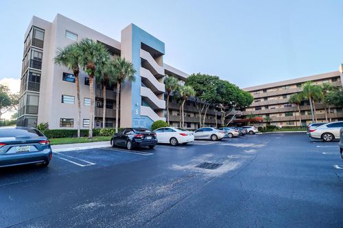 415-1100 Colony Point Cir, Pembroke Pines, FL, 33026-2939 | Card Image