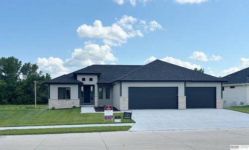 21825 Parkview Dr, Gretna, NE, 68028 | Card Image