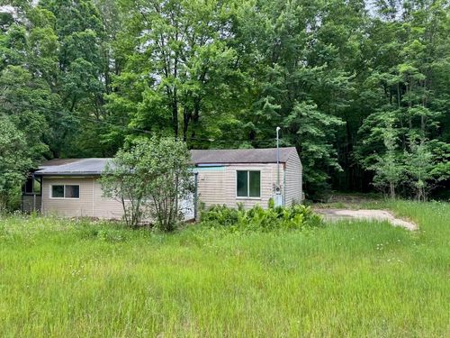 4303 W Adams Road, Surrey Township, MI, 48632 | Card Image