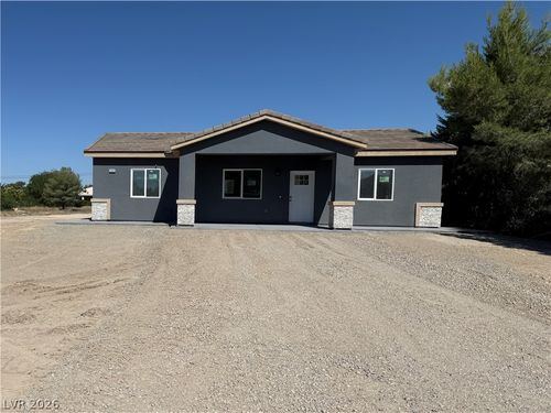 3080 Unicorn Ave, Pahrump, NV, 89048-6327 | Card Image
