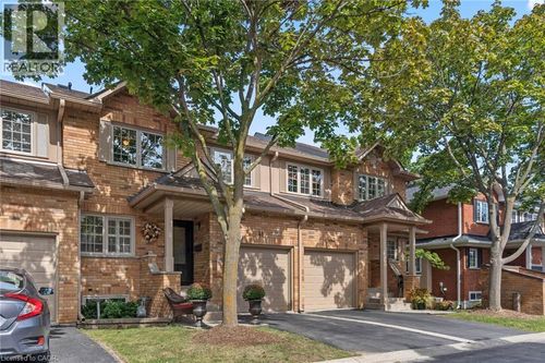 18-2880 Headon Forest Dr, Burlington, ON, L7M4H2 | Card Image