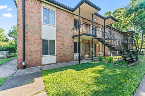 k5-2601 Hillsboro Pike, Nashville, TN, 37212-5619 | Card Image